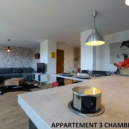 Apartmán Grands Avec Parking Proche Centre *